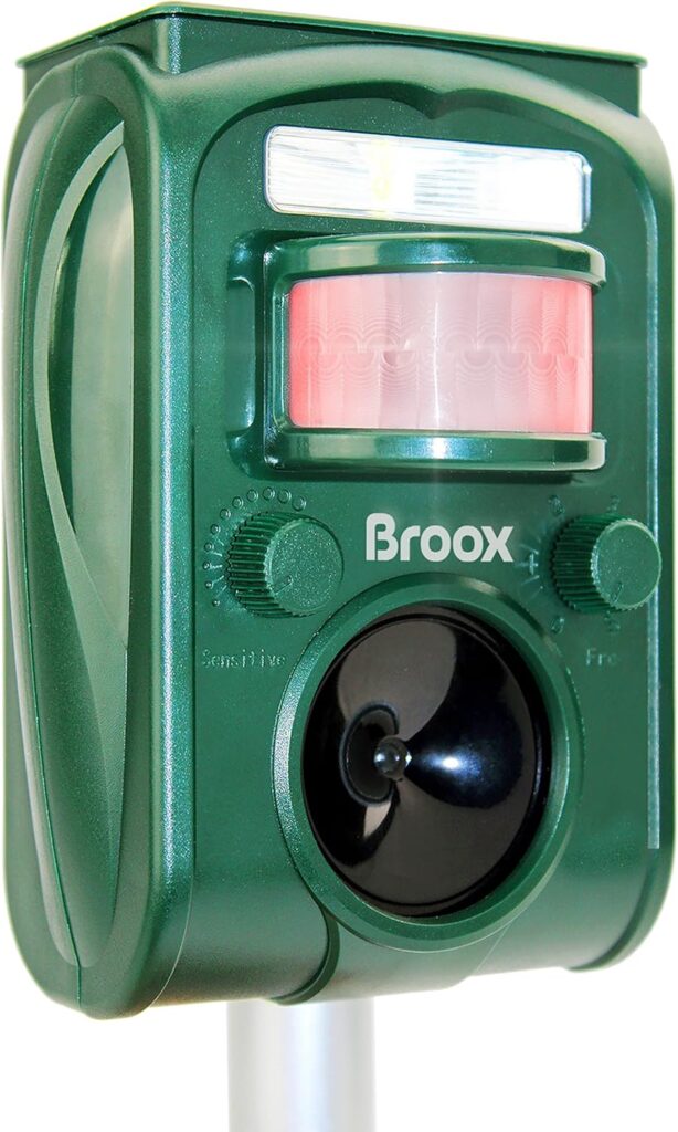 Broox 2025 Upgraded Solar Animal Repellent Outdoor, Ultrasonic Pest Repeller with Motion Detection, IP65 Waterproof Cat Squirrel Deer Dog Raccoon Rabbit Rodent Repellent 81wafaydukl. ac sl1500